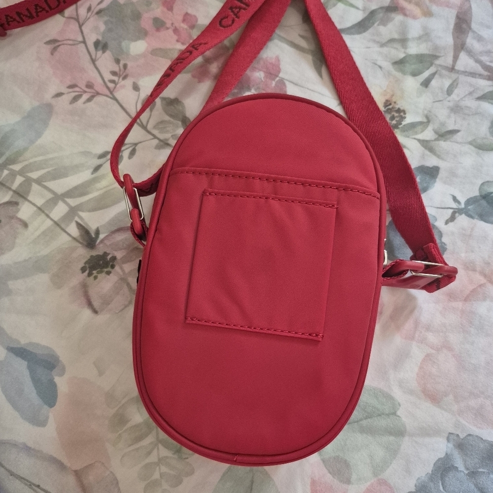 Lululemon Team Canada Future Legacy Crossbody Bag Red Bag Proudly Canadian - Picture 4 of 10